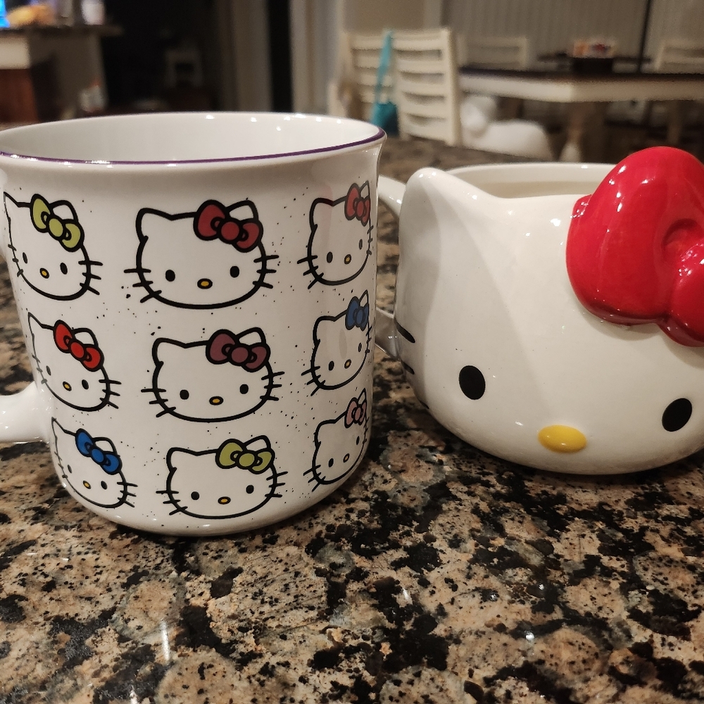 2 Hello Kitty Mugs